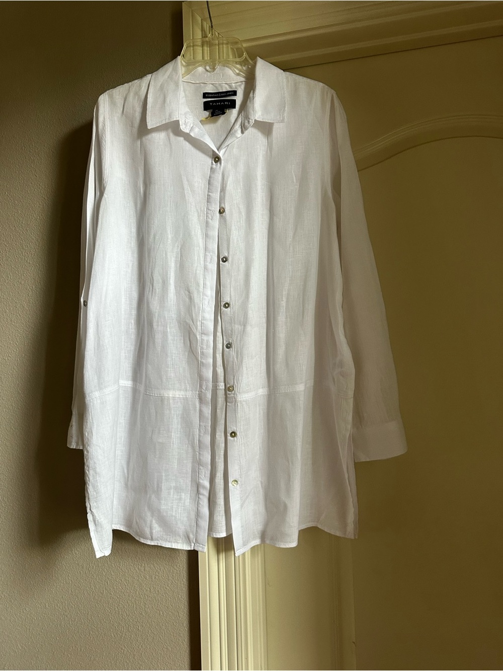 Tahari Essentials 100% Linen White Button-Up Shirt